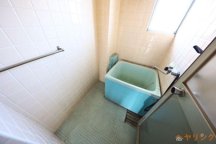 メゾンドールサカエの風呂