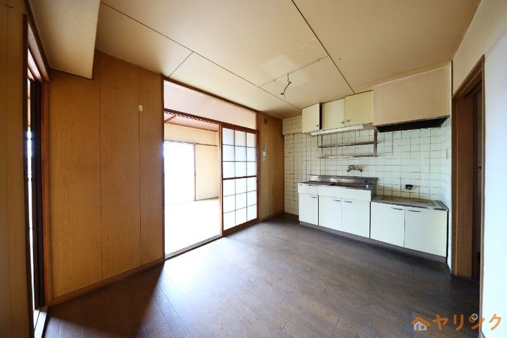 メゾンドールサカエの内装