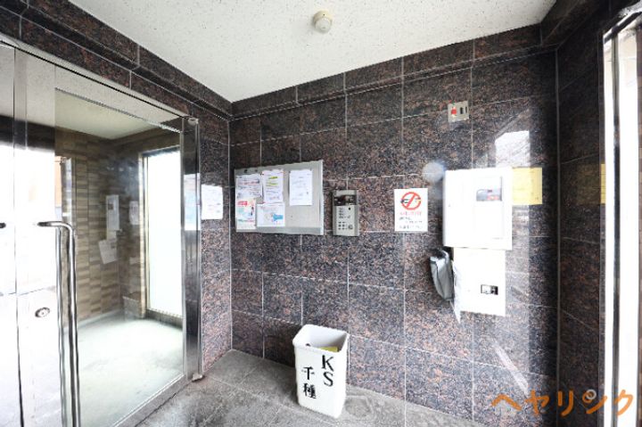 プロビデンスHAST守山の玄関