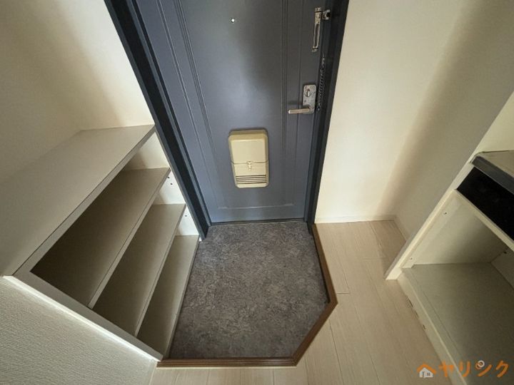 ピア・ボナール105の玄関