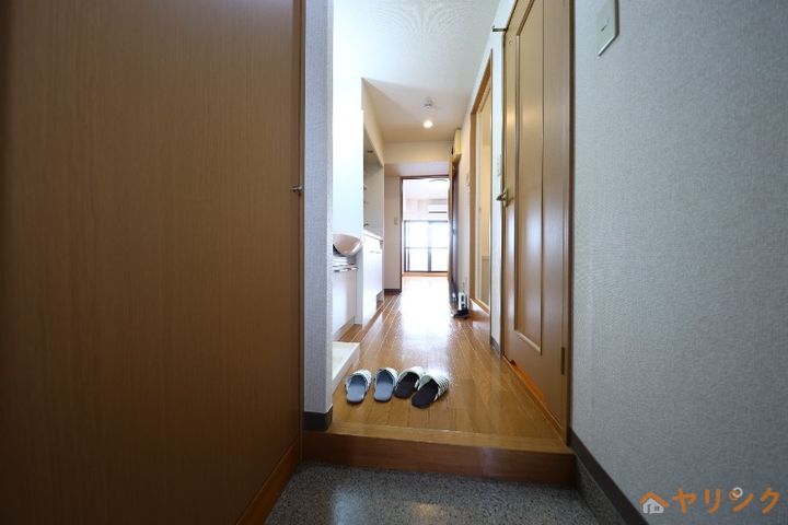 グレイスコート元郷の玄関