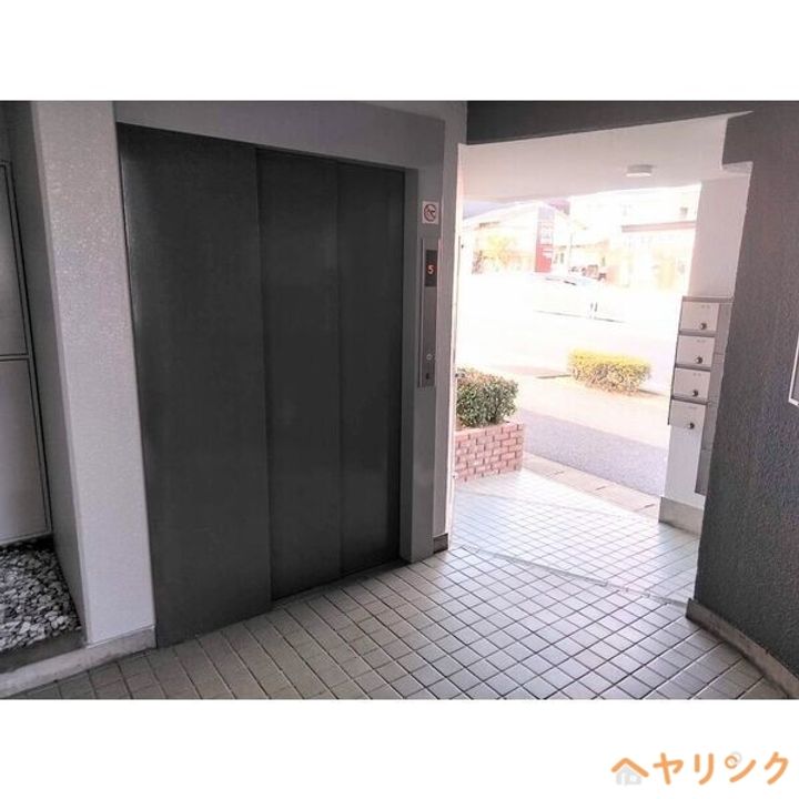 ダイコウビル6Aの周辺