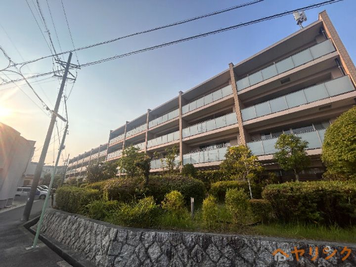 プライムメゾン富士見台の外観