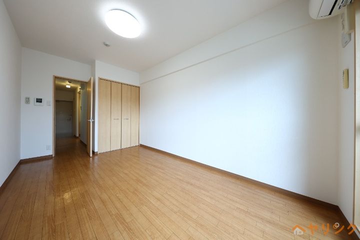 A・City守山元郷の内装