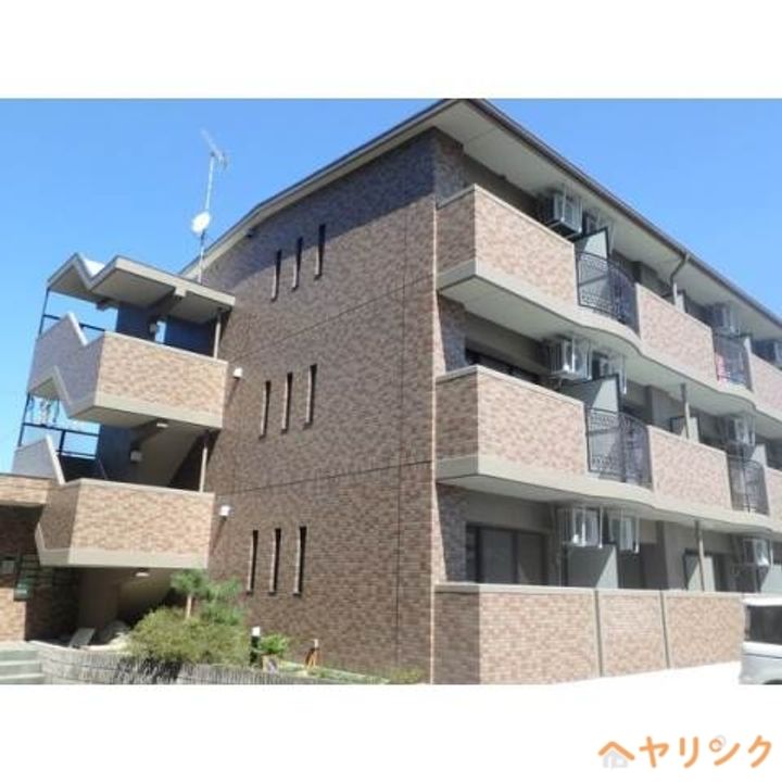 ハイツ山光の外観