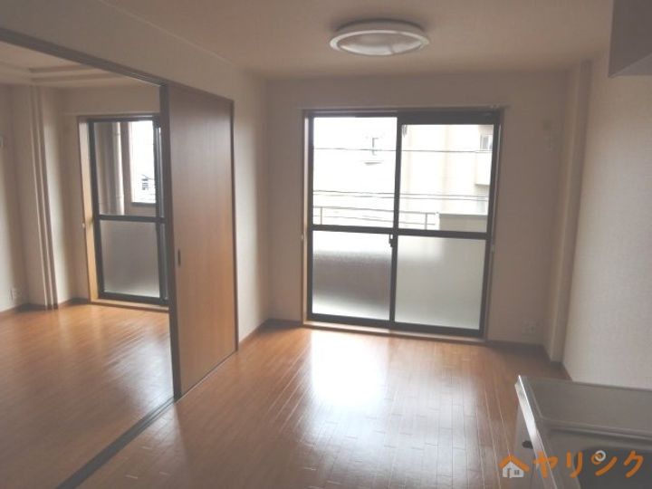 ニュールック岩崎Ⅲの内装