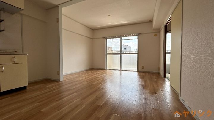 アースビルディングの内装