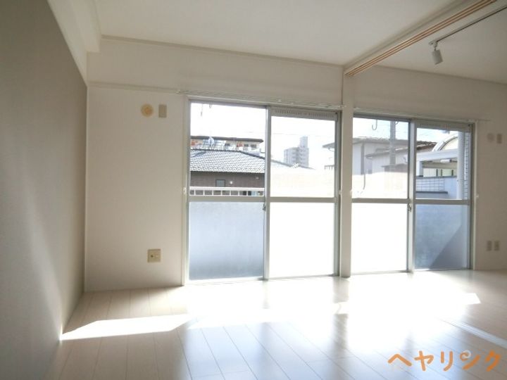 日比野ハイツの内装