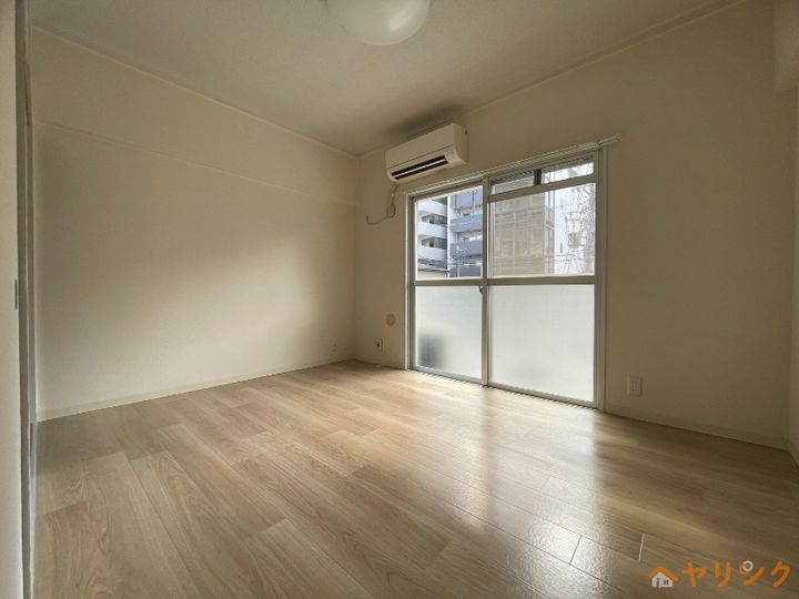 第一下林ビル202の内装