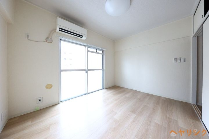 第一下林ビル202の内装