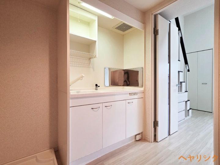 NST上小田井のキッチン