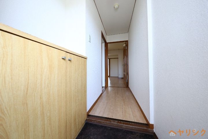 ジュネス21の玄関