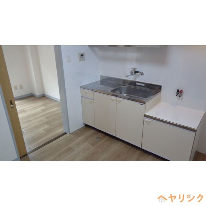 サンハイツ八代302のキッチン