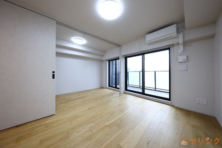 ローレルアイ名駅東の外観