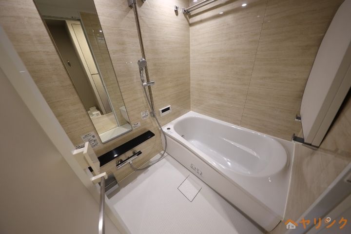 ローレルアイ名駅東の風呂