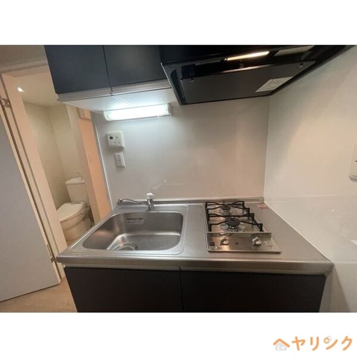 ベルセ黒川106のキッチン