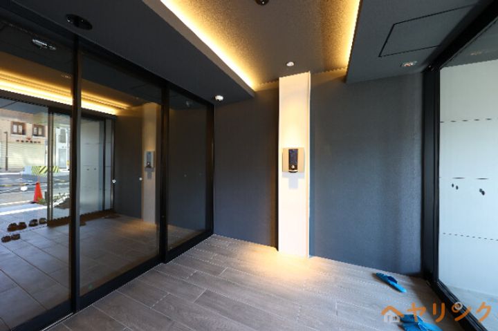 GranVia浄心601の玄関