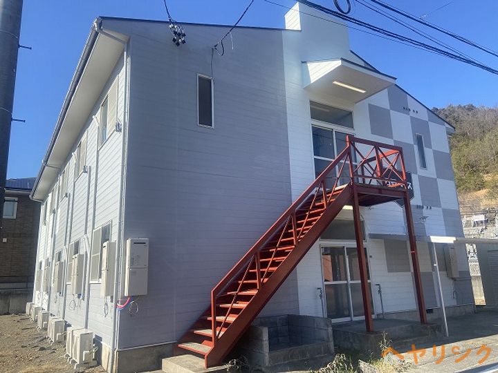 日野BASE103の外観