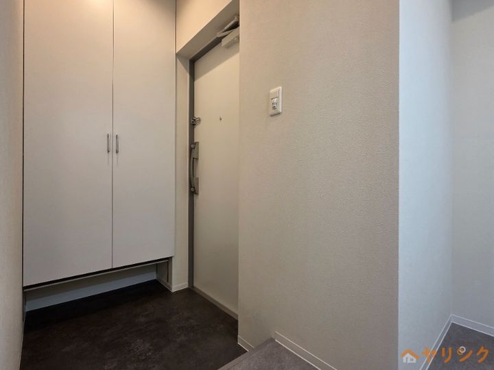 GranVia丸の内501の玄関