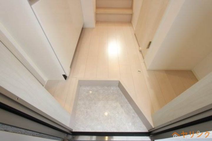 ハーモニーテラス志賀町Ⅵの玄関