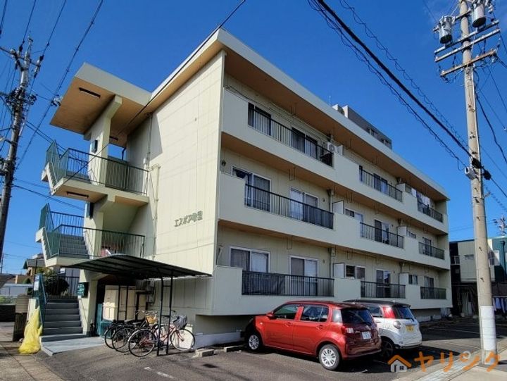 エスポア歌里303の外観