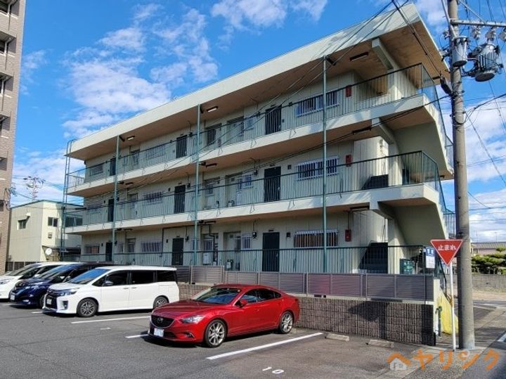 エスポア歌里303の外観