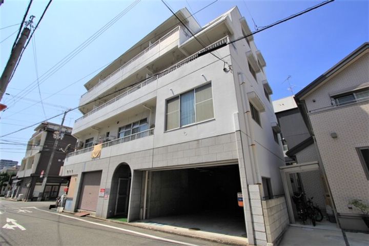 河野マンション401の外観