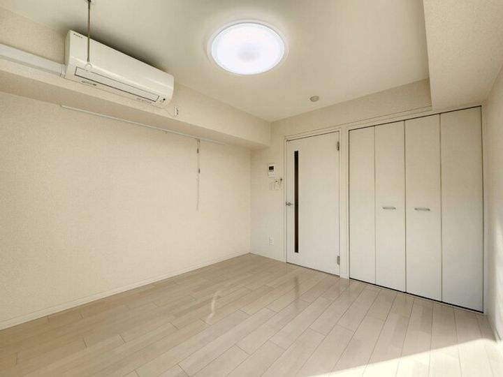 ステラ大宮東町304の寝室