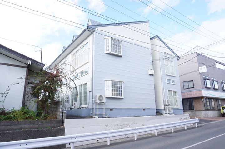 アップルハウス大新町201の外観