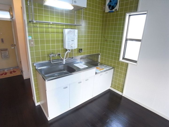 コーポ春永C棟201のキッチン