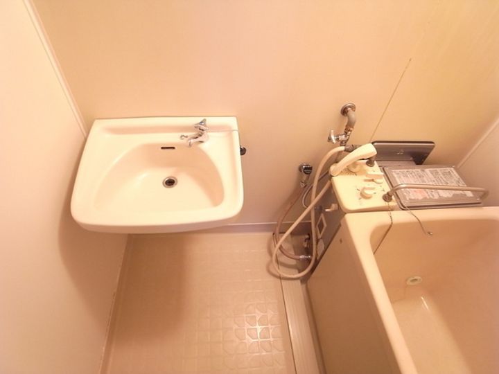 コーポ春永C棟201の風呂