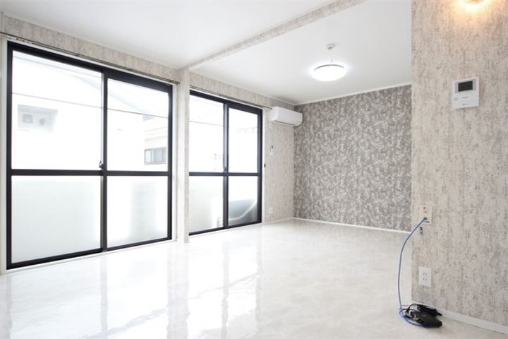 コーポラル高野Ⅰ205の居間