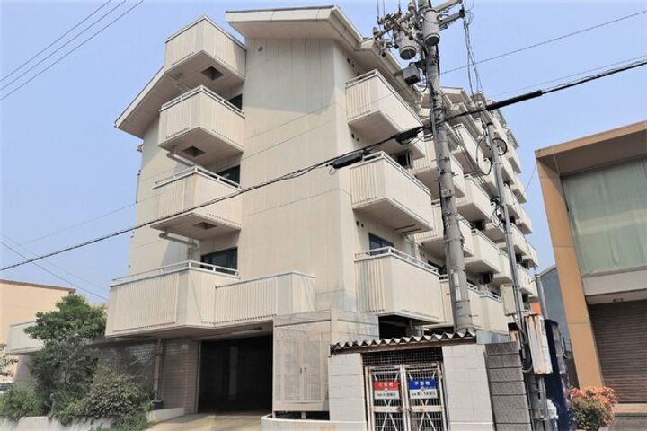 サンプラザ・ベビードール406の外観