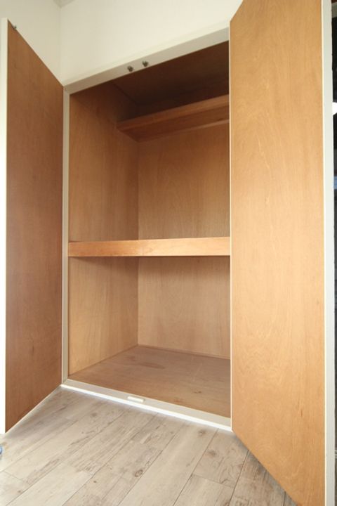 メゾン高砂206の内装