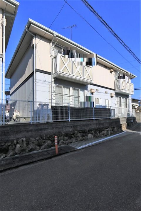 フレグランス新石手A棟202の外観