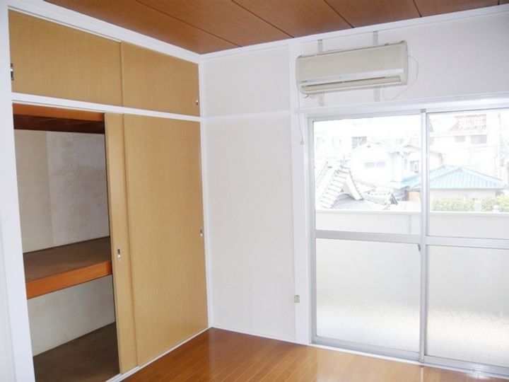 コーポ生石201の居間