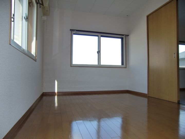 センターヒルズムロコウジ301の寝室