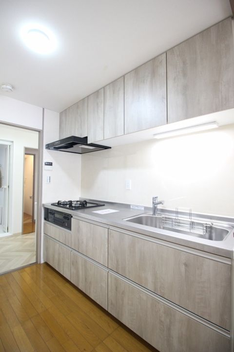セカンド・レオ守恒402のキッチン