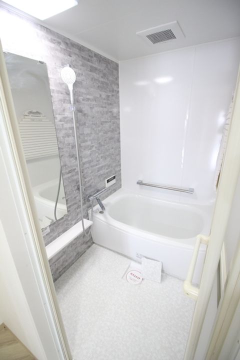 セカンド・レオ守恒402の風呂