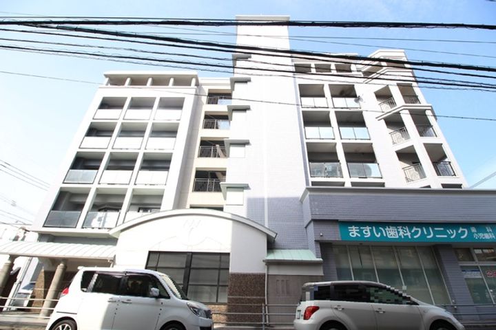 セカンド・レオ守恒402の外観