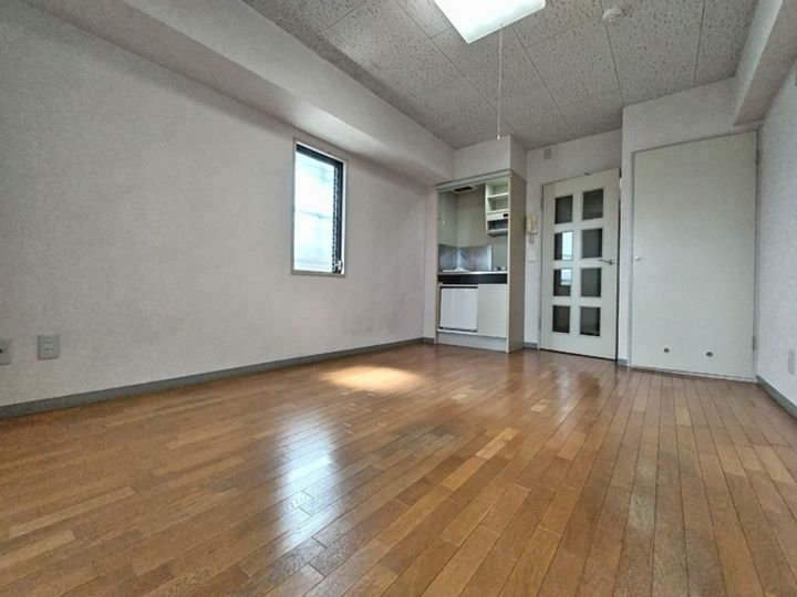 フォワイエ・デ・フィーユ301の居間