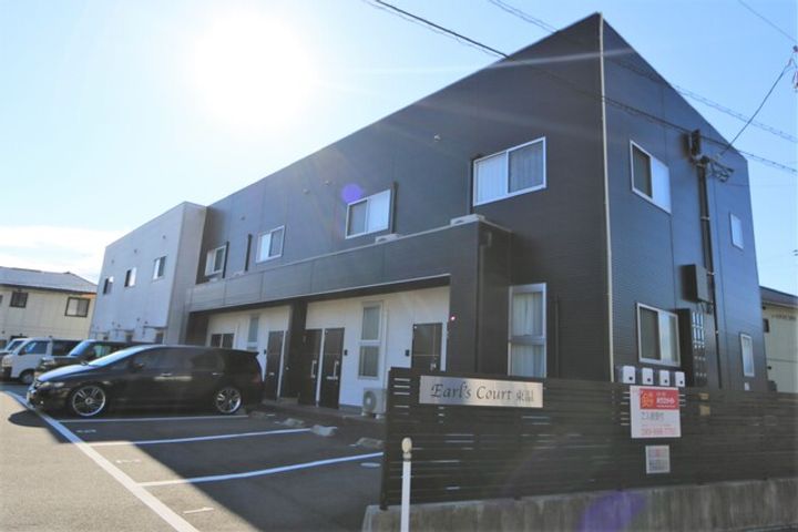 EARL’S COURT東温Ⅰ105の外観