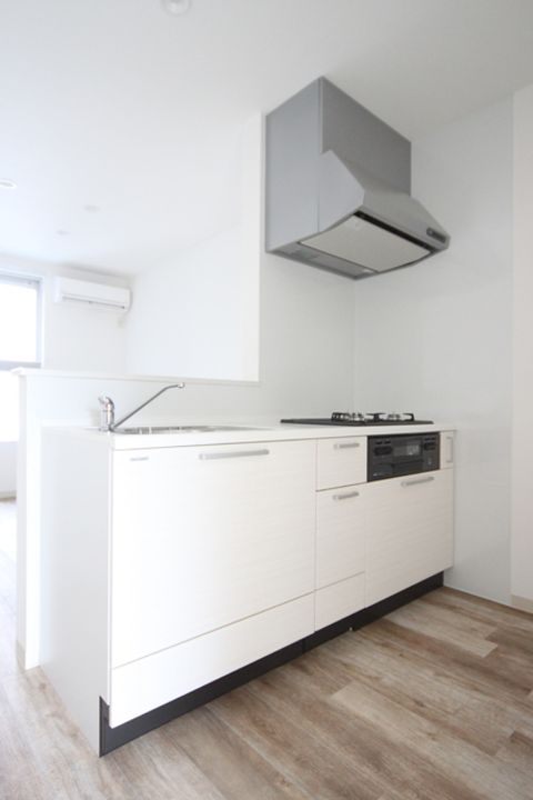 EARL’S COURT東温Ⅰ105のキッチン