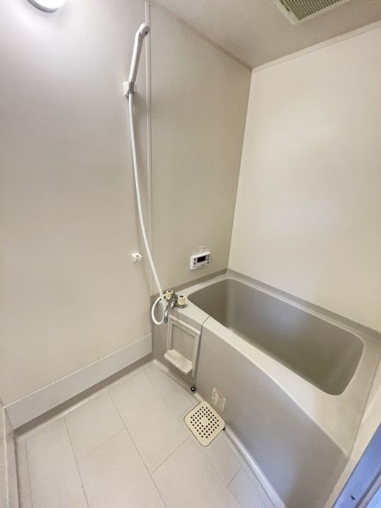 メゾン神田B203の風呂