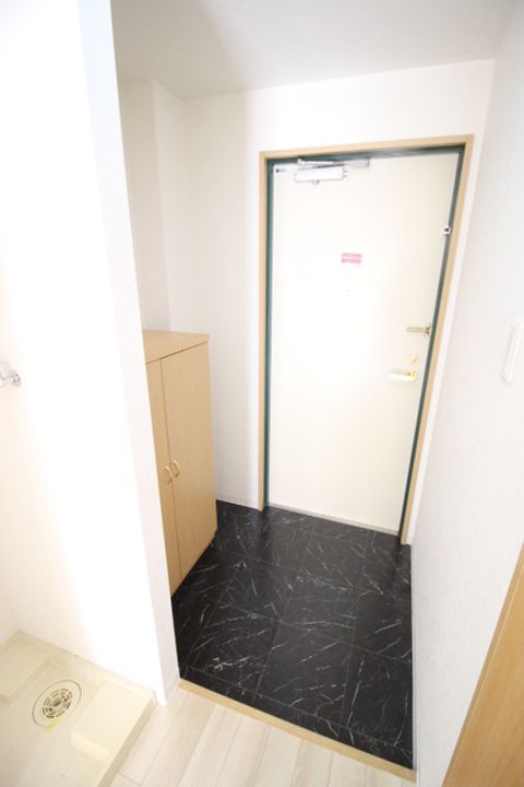 ストゥディオ311の玄関