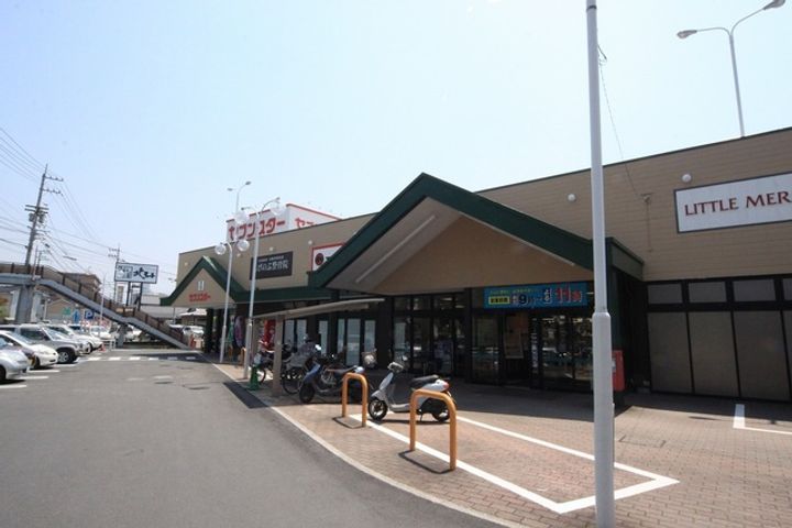 ラッフィナート101の周辺