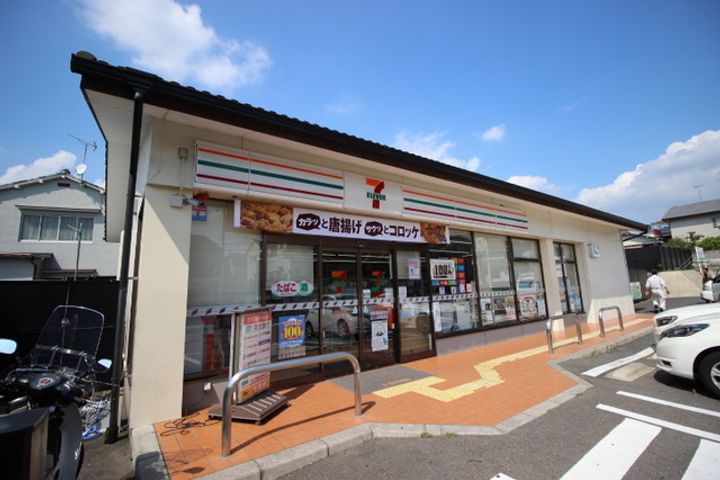 Beside藤森103の周辺