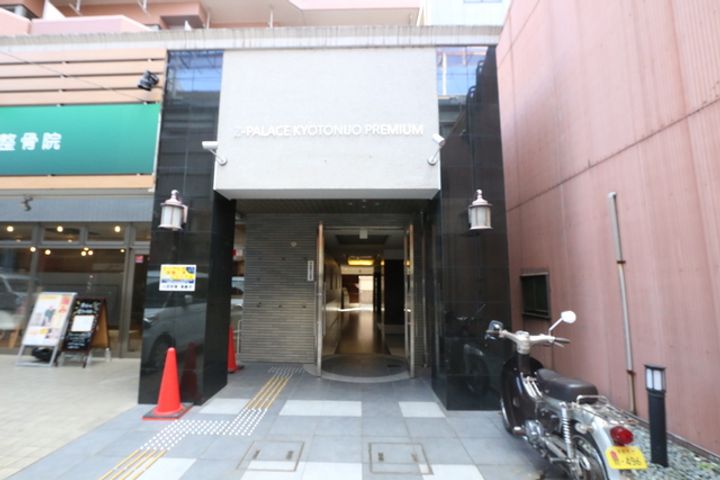 トレコートプレミアム京都二条601の外観