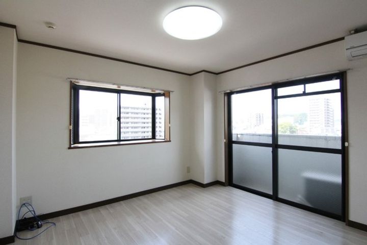 Alcazar Dogo501の居間