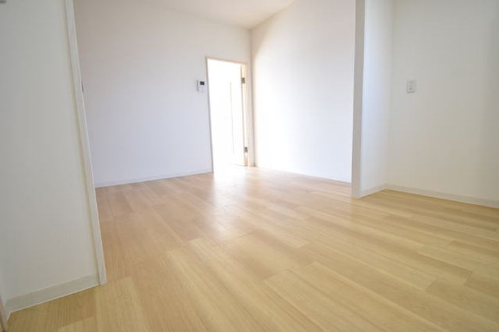川奈ハイツ402の居間